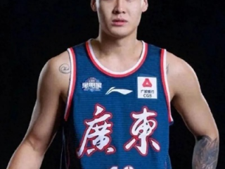 为什么很多女孩喜欢赵睿？从球场到人格的魅力全解析