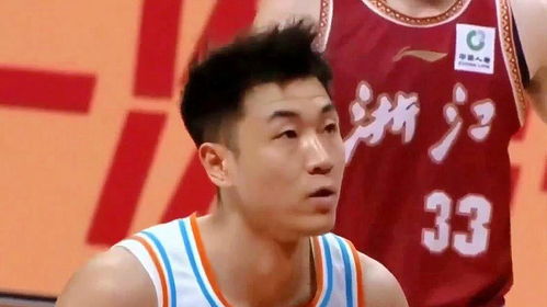 夏联激战,骑士新星闪耀,尼克斯主场折戟 夏联激战,骑士新星闪耀,尼克斯主场折戟