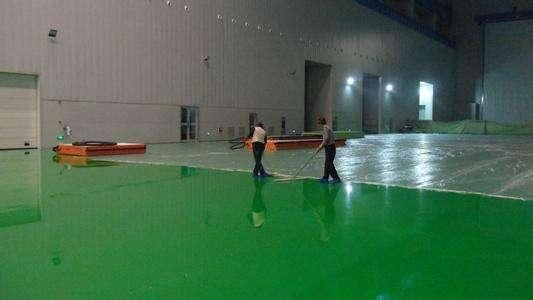 羽毛球场地地胶表面油漆清理指南,方法、工具与避坑技巧 羽毛球场地地胶表面油漆清理指南,方法、工具与避坑技巧