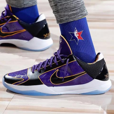 科比在NBA打了几年，二十载传奇，一生紫金