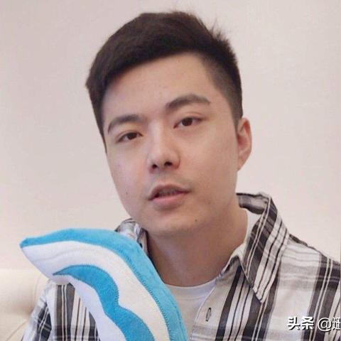 Dota2卡卡转会尘埃落定,从Newbee到Aster,他最终选择了哪支战队? Dota2卡卡转会尘埃落定,从Newbee到Aster,他最终选择了哪支战队?