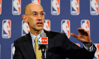 这是一个很有话题性的选题。在NBA的老板圈子里，有钱和舍得花钱是两码事。快船老板史蒂夫·鲍尔默和湖人老板珍妮·巴斯，代表了两种截然不同的财富模式