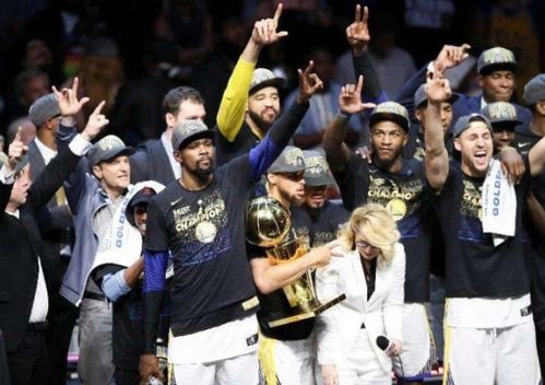 总冠军NBA，荣耀背后，是汗水与梦想的交织