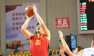 王哲林身高与周琦真实身高，中国男篮双塔的身高谜题与赛场真相